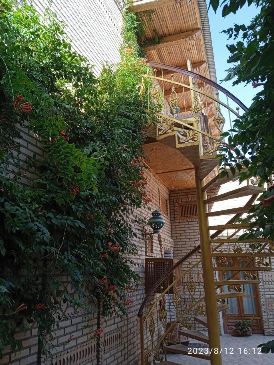 Sasha & Son Hotel Bucara Exterior foto