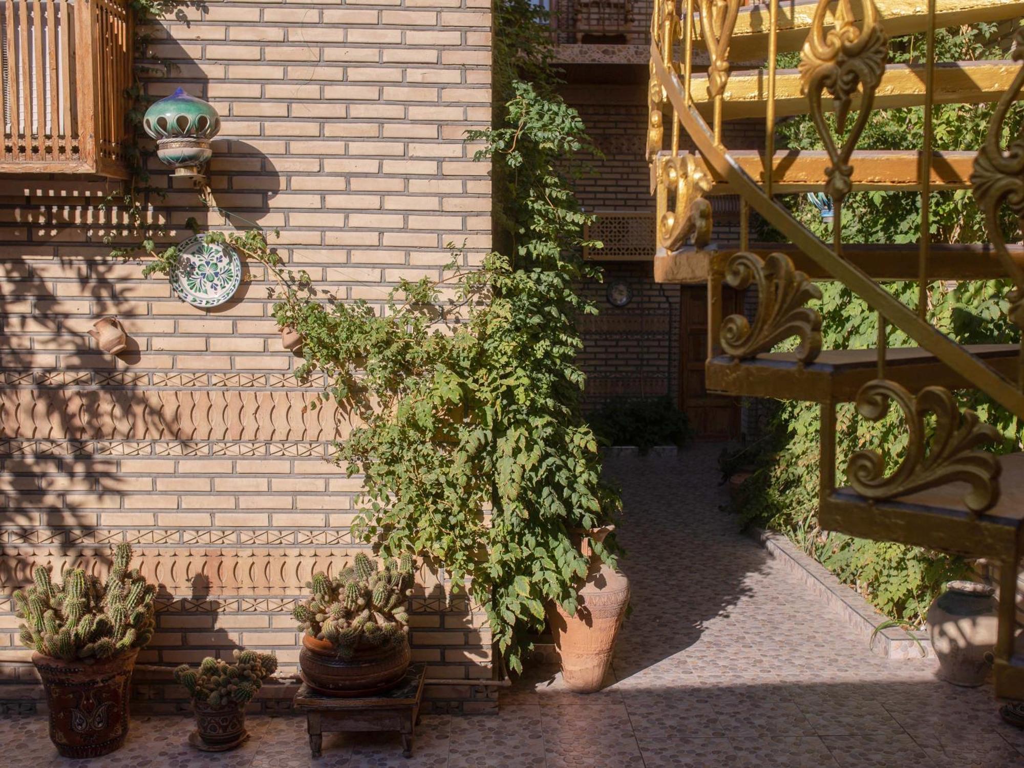 Sasha & Son Hotel Bucara Exterior foto